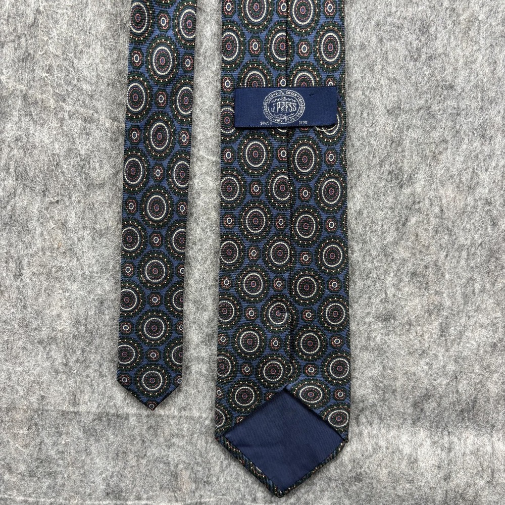 J. Press Neck Tie 100% Silk Medallian Geometric Blue Preppy